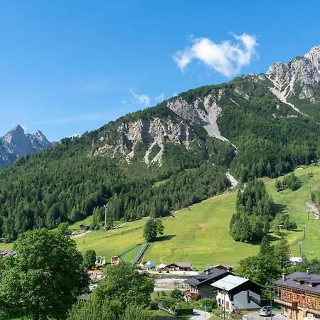 Lovely In With House A Panoramic View *