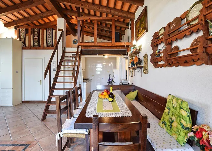 Lovely In With House A Panoramic View * Ούντινε